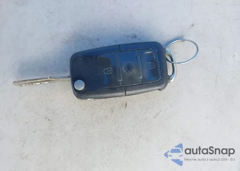 2004 Volkswagen New Beetle Gls 1.8T z USA, uszkodzony, nr VIN 3VWCD31Y44M310479